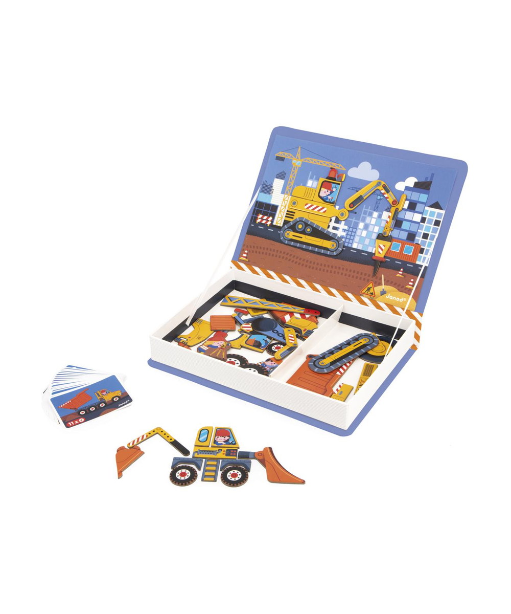 Magneti'Book Construction de la marque Janod, sur fond blanc