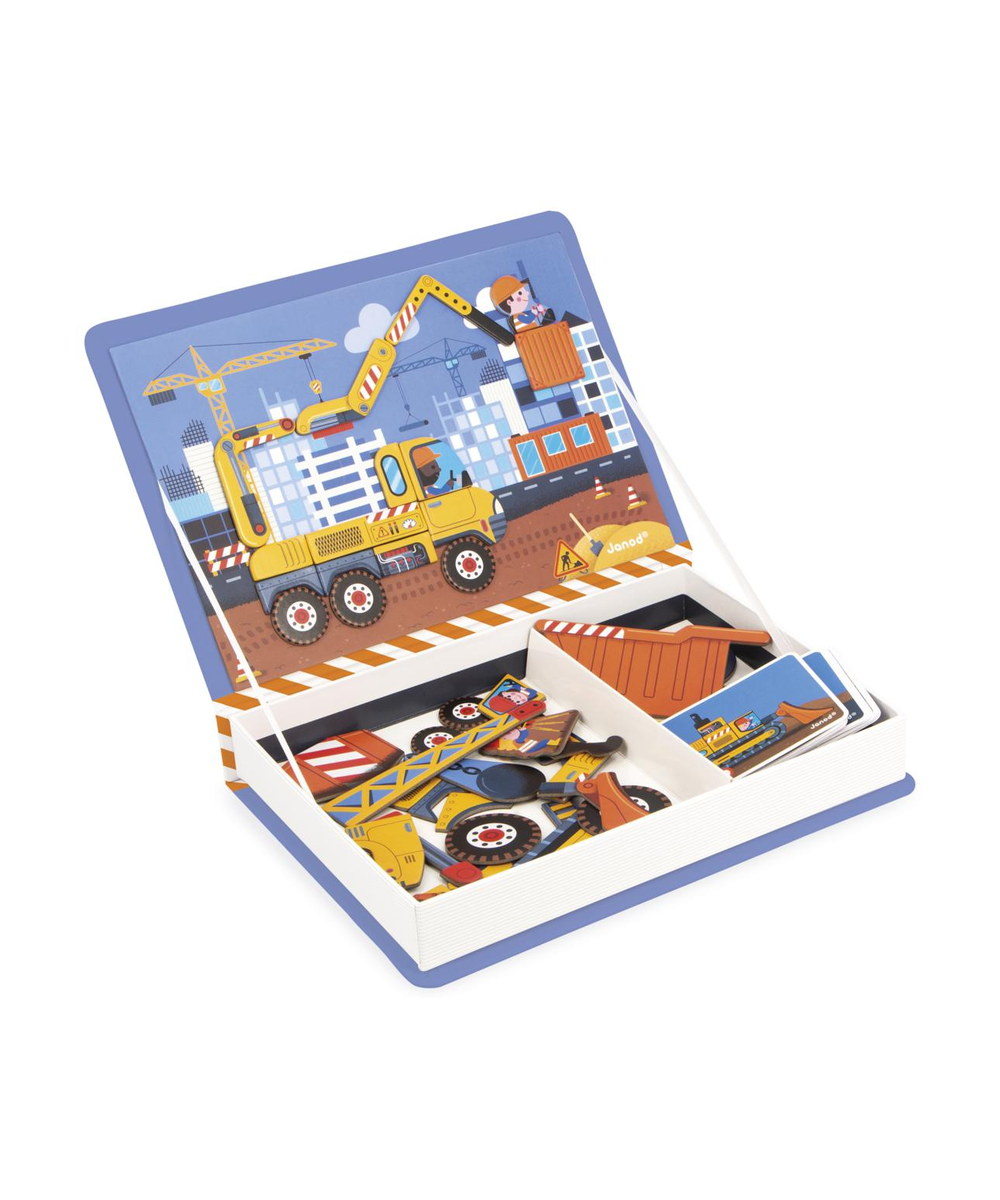 Magneti'Book Construction de la marque Janod, sur fond blanc