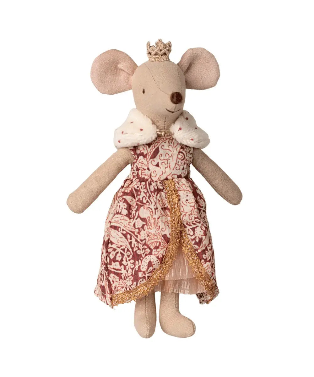 Poupée Reine Maman Souris de Maileg sur fond blanc