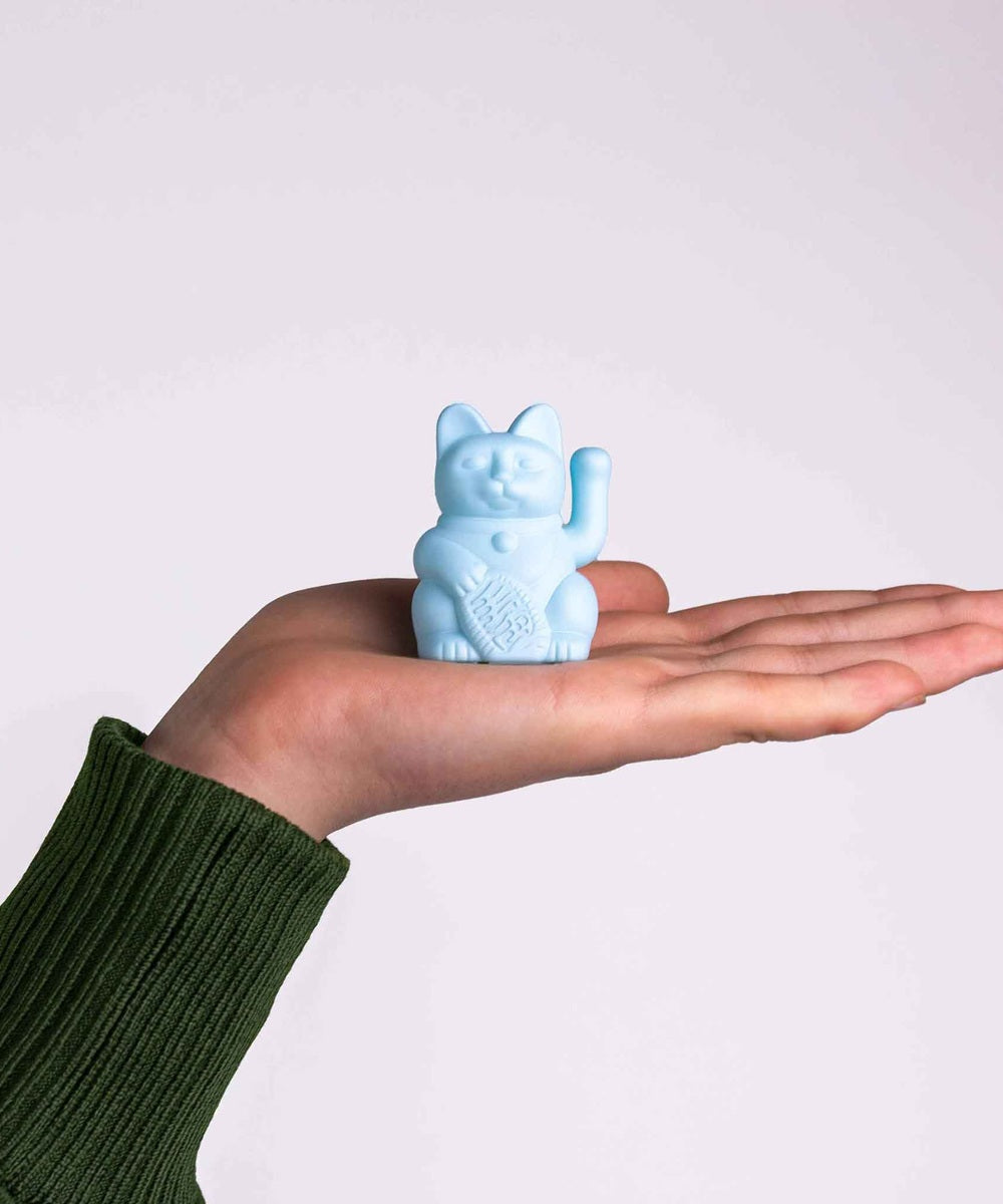 Lucky Cat solaire bleu clair, Maneki Neko tendresse de Donkey