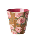 Gobelet médium en mélamine Floral Fiesta Rose - 250 ml de Rice sur fond blanc
