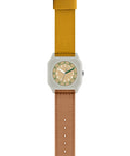 Montre enfant et femme sunburn camel et jaune de Mini Kyomo avec cadran pedagogique et bracelet nylon.