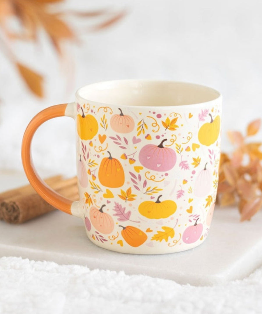 Mug Citrouilles roses et orange de la sélection Merci Léonie en détail ou en situation