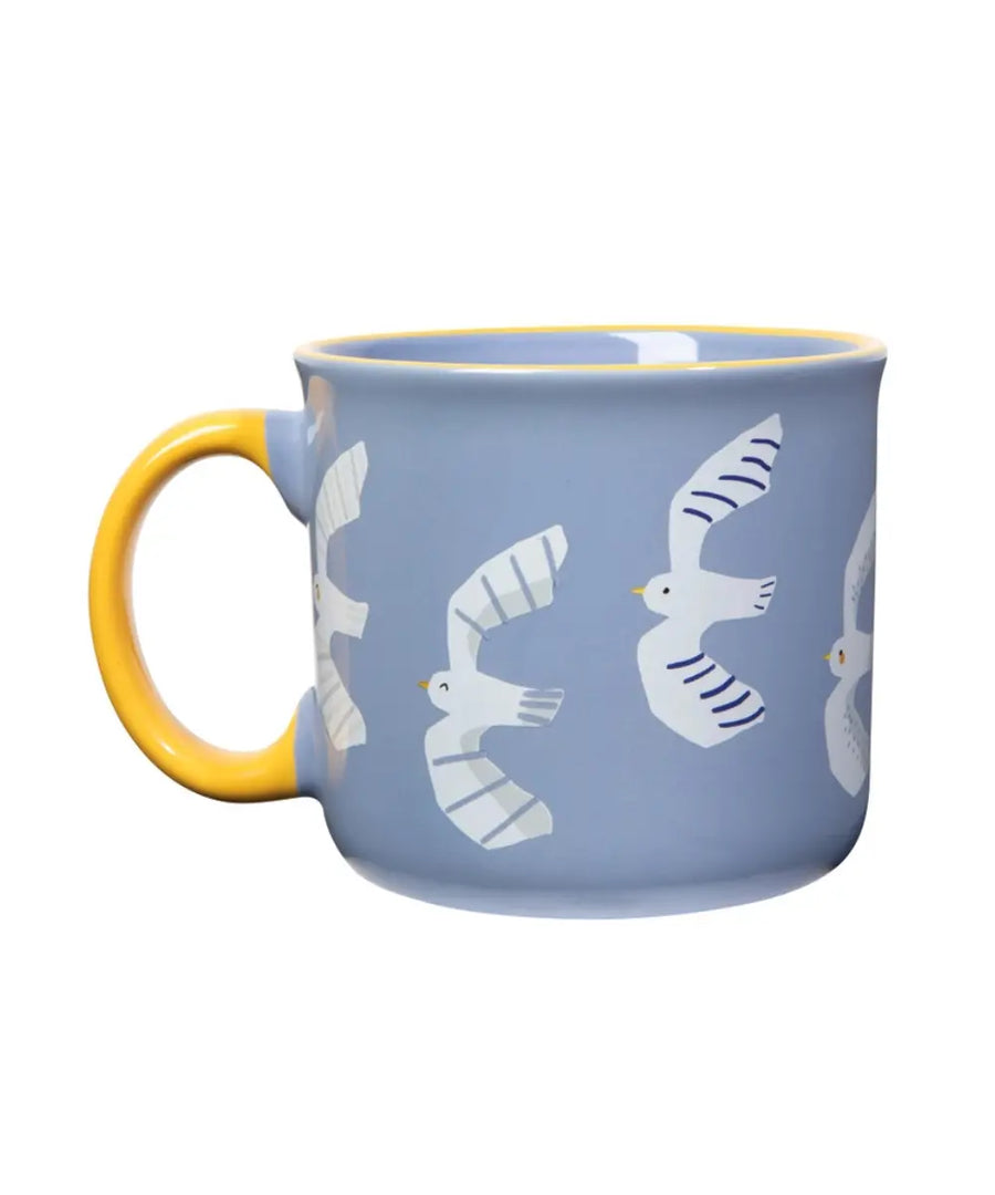 Grand mug en grès avec de jolis motifs en forme de Mouettes.