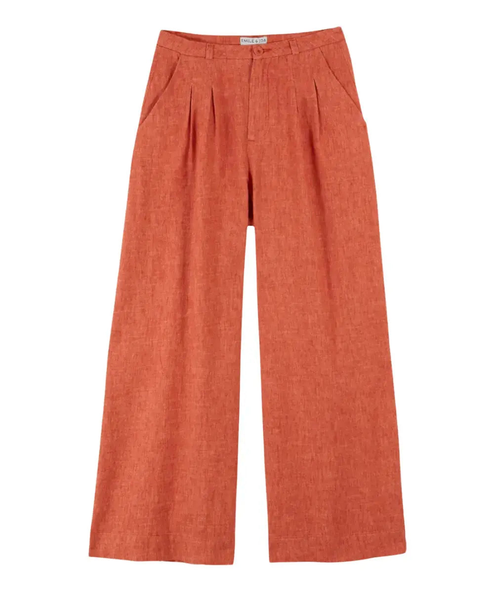 Photo sur fond blanc du pantalon large rouge chiné de la marque française Emile & Ida