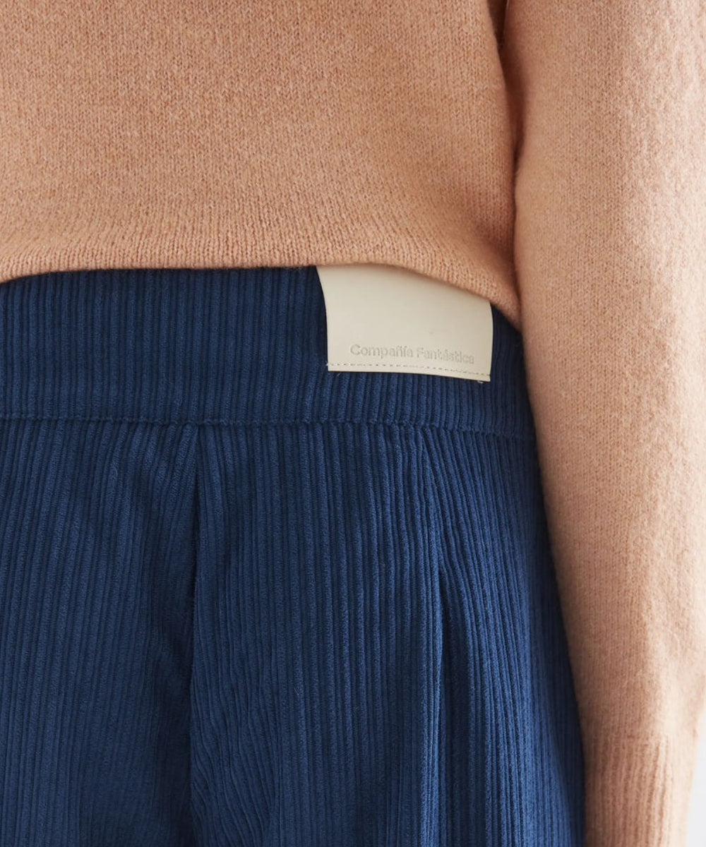 Pantalon velours côtelé bleu marine de Compañía Fantástica