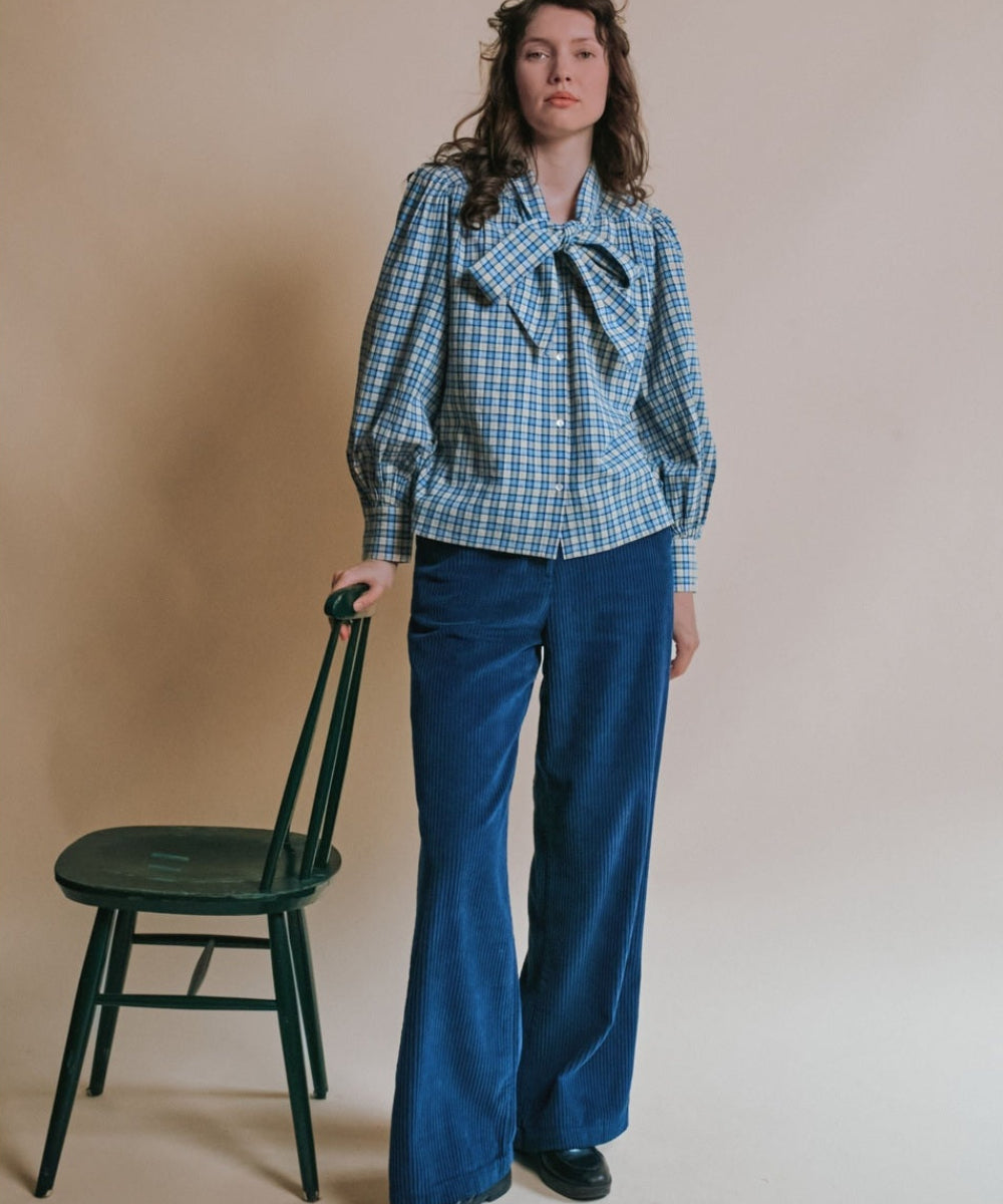 Pantalon Velours Cotelé Bleu de la marque Emile et Ida
