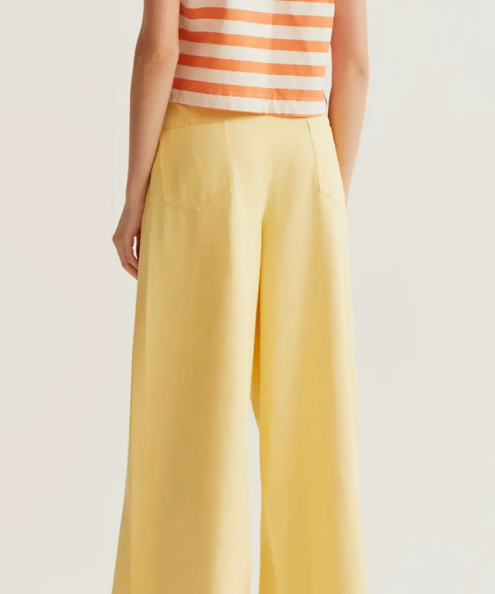 Pantalon Wide Leg Jaune pastel de la marque Compania Fantastica vue de dos