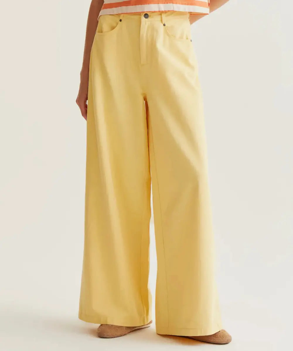 Pantalon Wide Leg Jaune pastel de la marque Compania Fantastica
