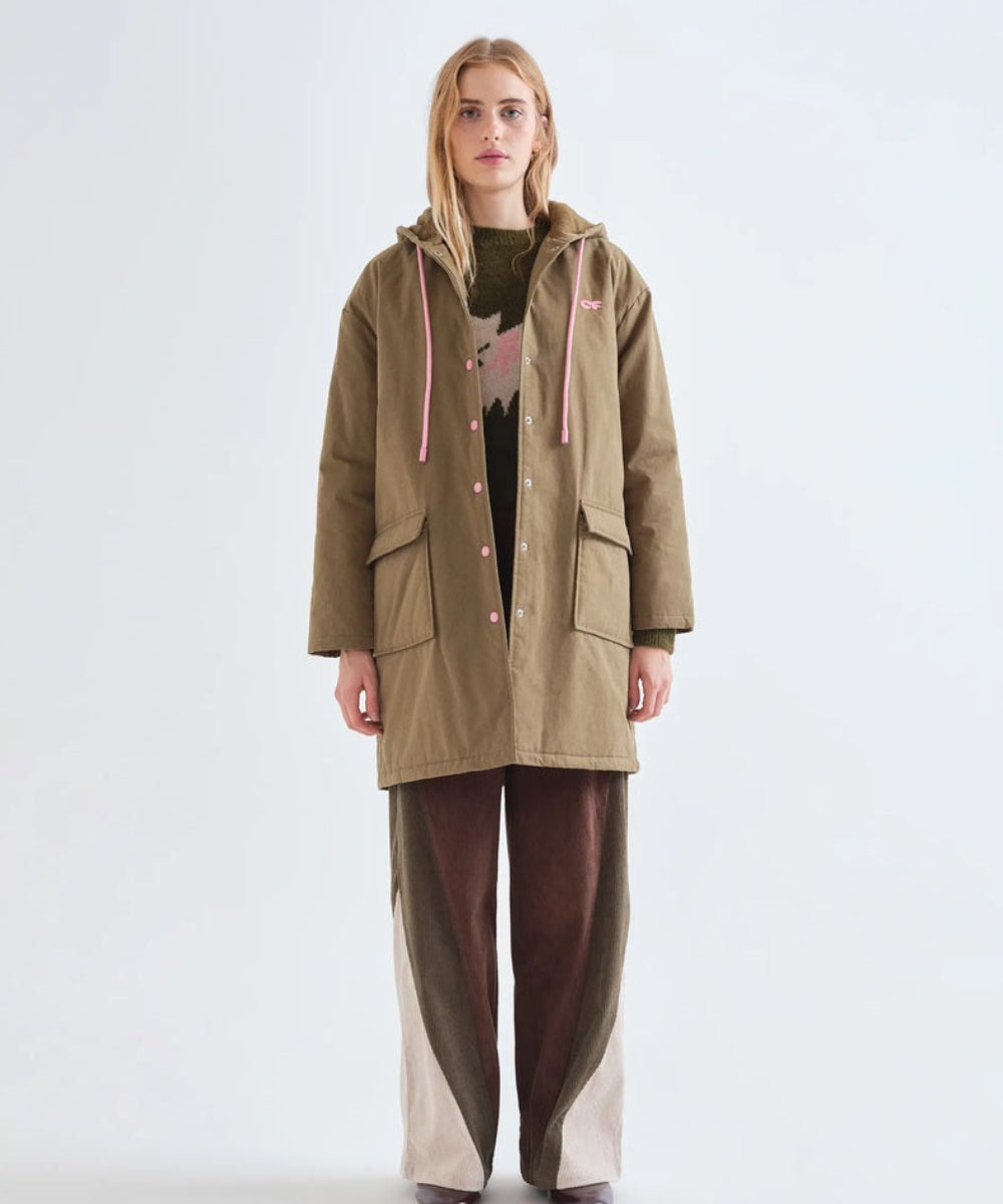 Parka verte à capuche de Compañía Fantástica
