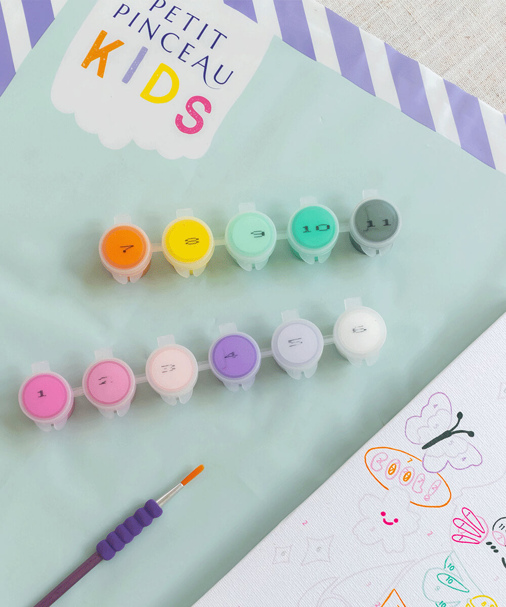 Peinture au numéro enfant Maneki Neko de la marque La Petite Épicerie, en mise en scène