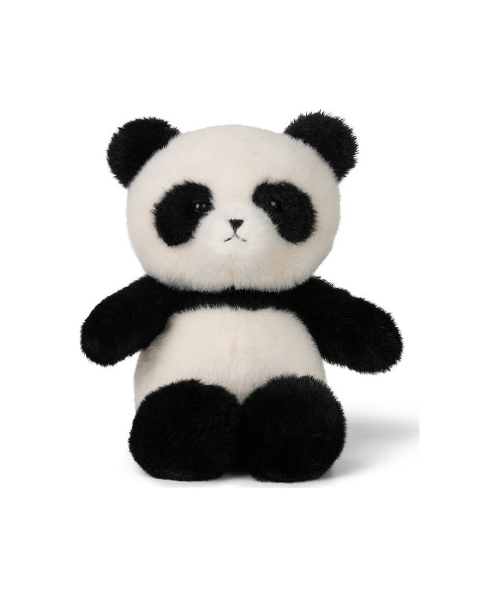Peluche Panda WWF Fuzzy 18 cm de Bon Ton Toys, assis de face sur fond blanc