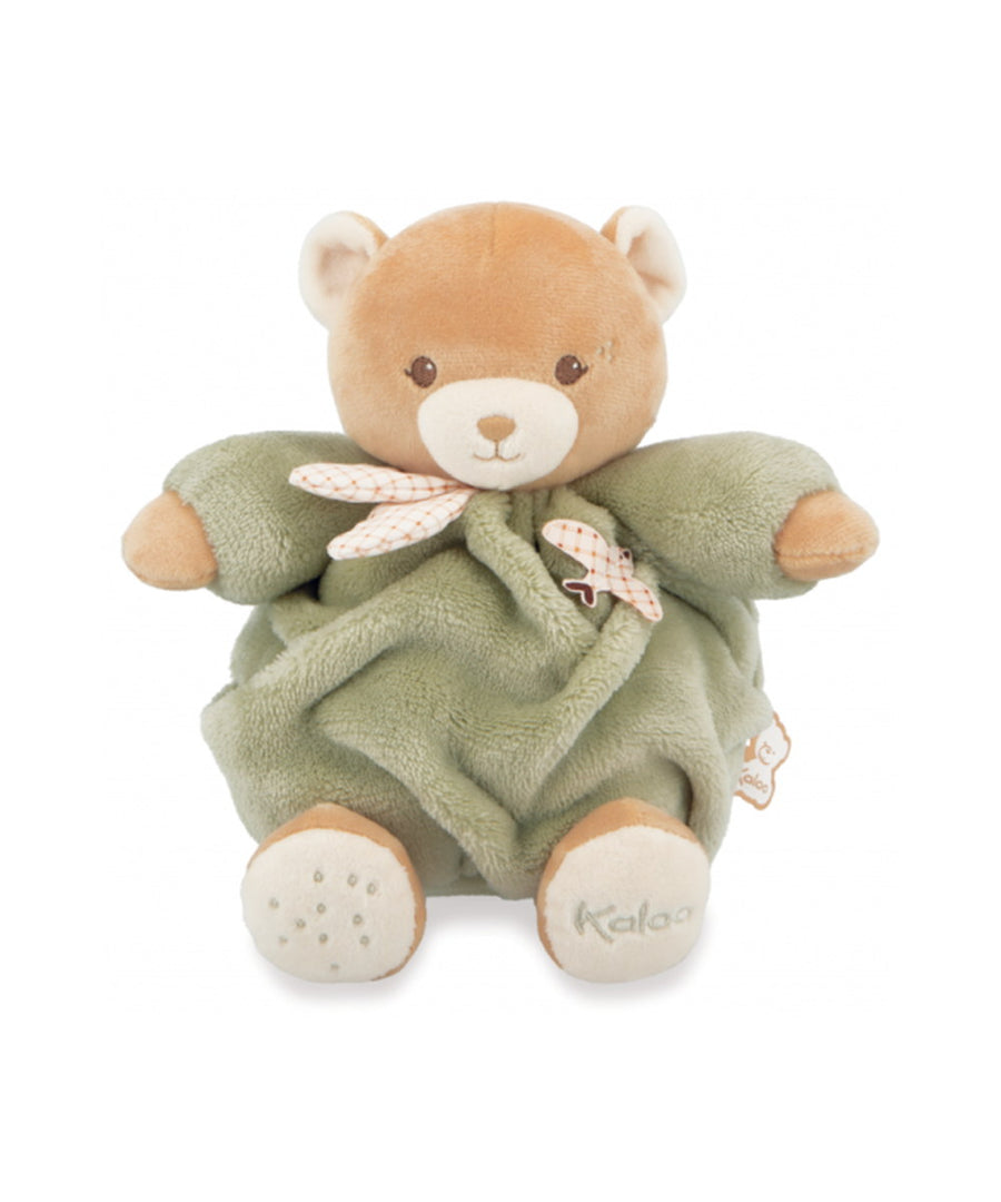Peluche Patapouf Ours vert 17 cm de la marque Kaloo, sur fond blanc