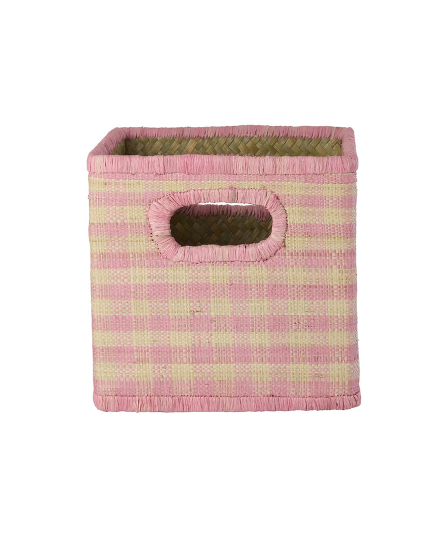 Petit panier carré en raphia Vichy rose de Rice sur fond blanc