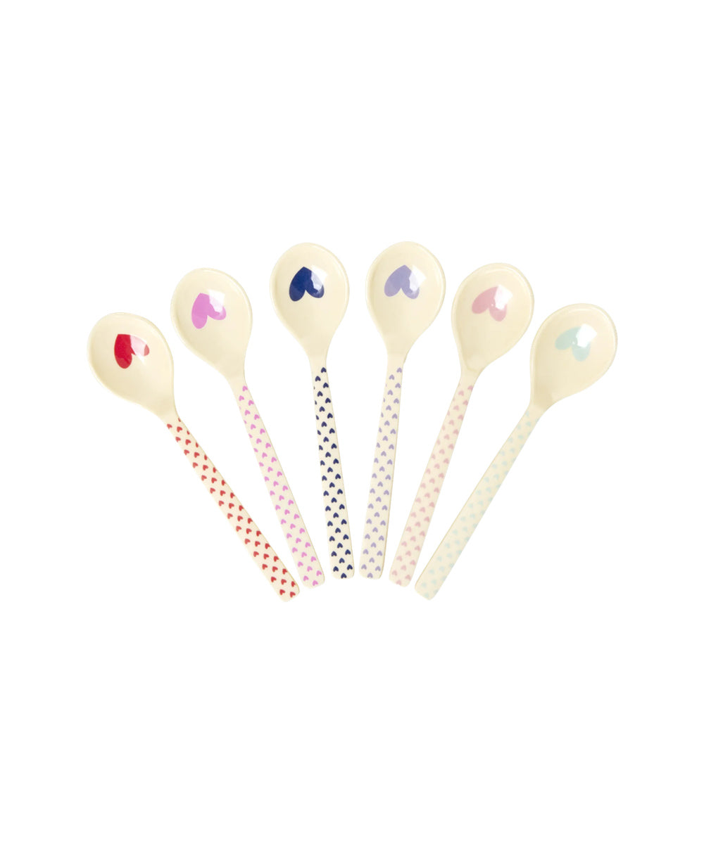 Petites cuillères Favorite Hearts de Rice dans six coloris
