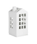 Photophore en porcelaine en forme de Maison modèle "Mairie" de la marque de décoration Räder, sur fond blanc
