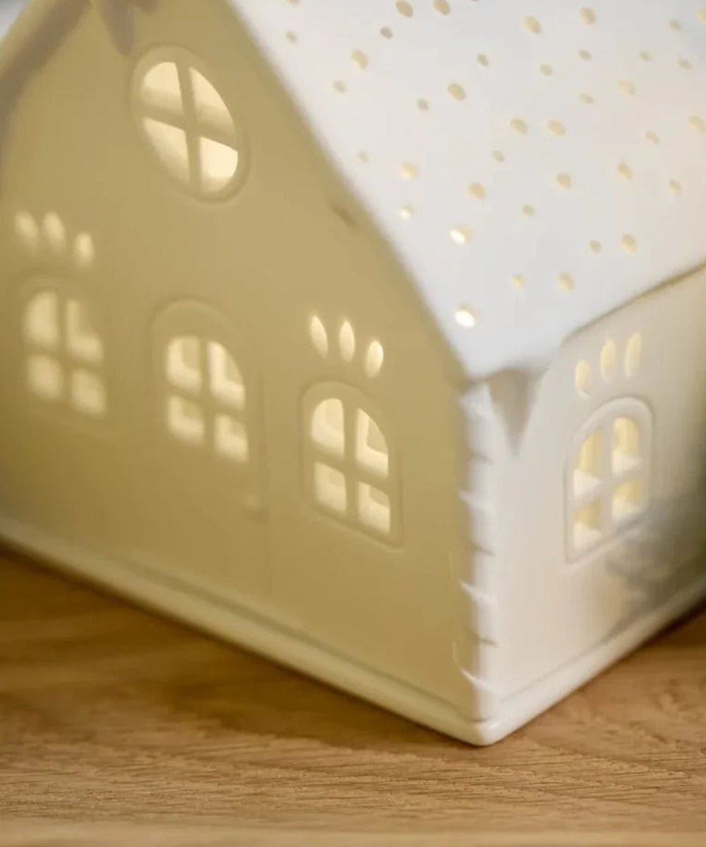 Gros plan en situation de Photophore maison Sucre d'orge de la marque Räder