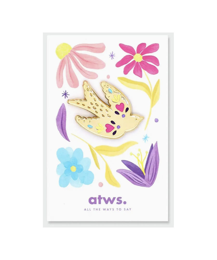 Pins emaille motifs oiseaux lovebird plaques or de la marque française All The Ways To Say.
