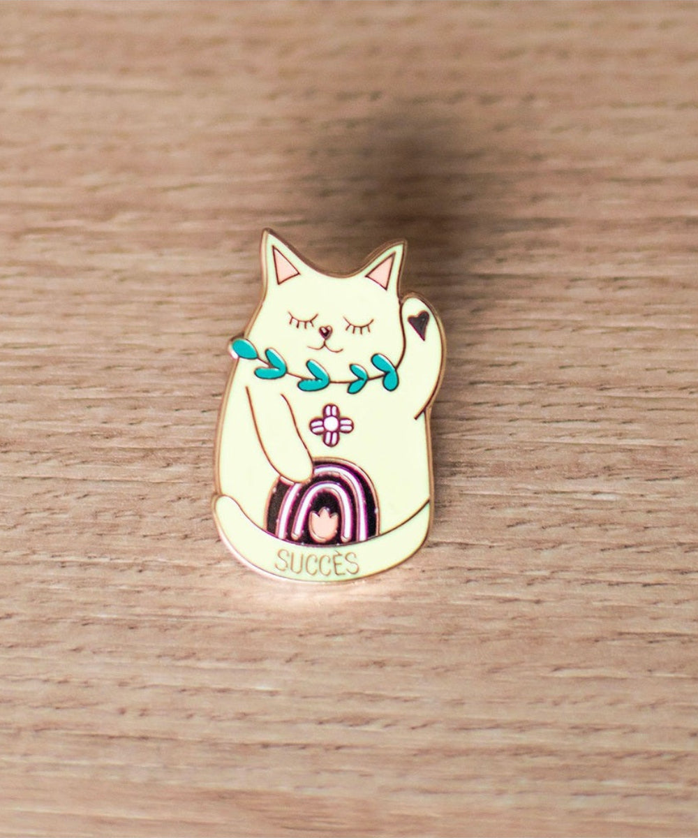 Pin's Chat porte-bonheur