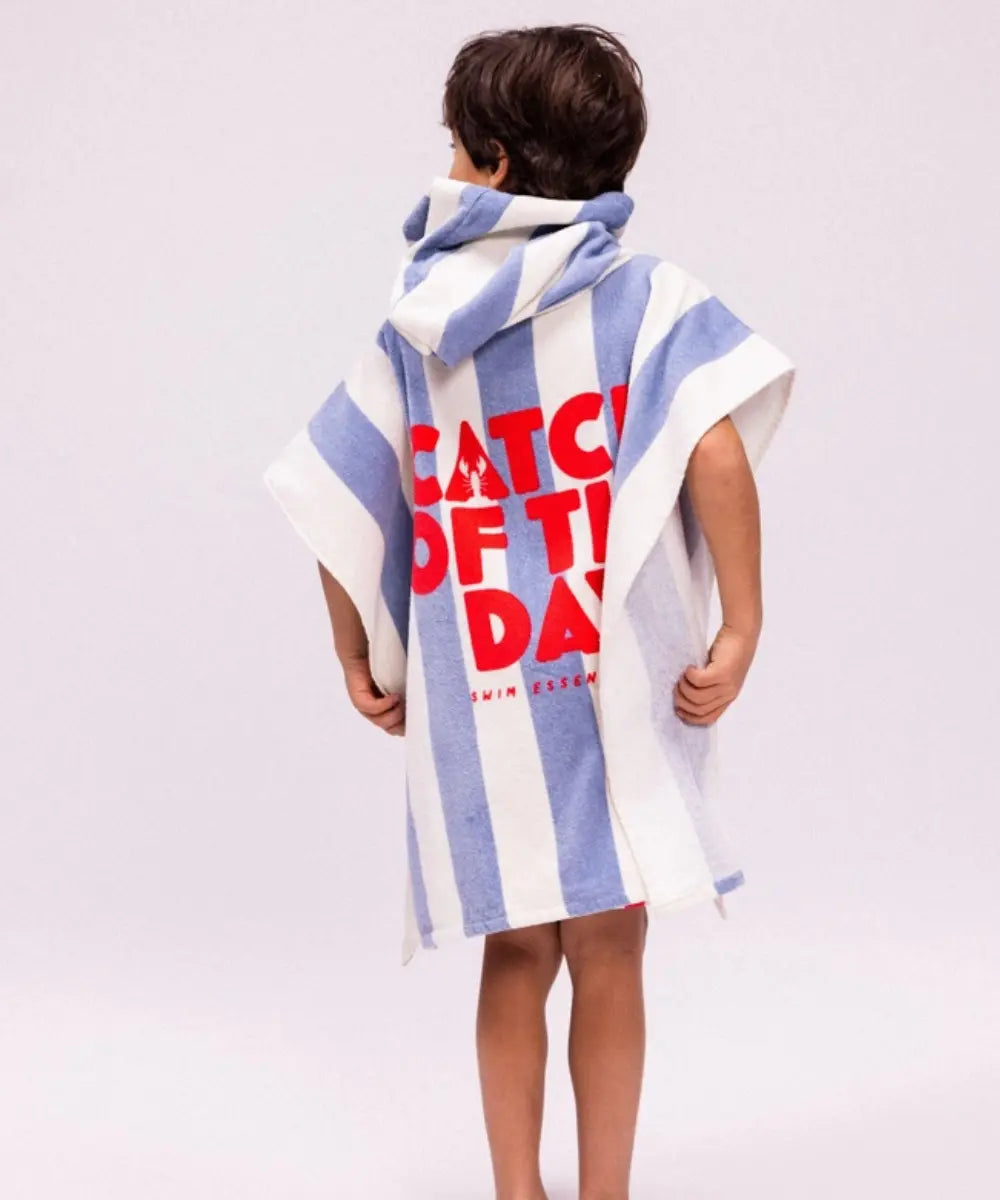 Poncho de bain pour enfant Catch of the Day de la marque Swim Essentials