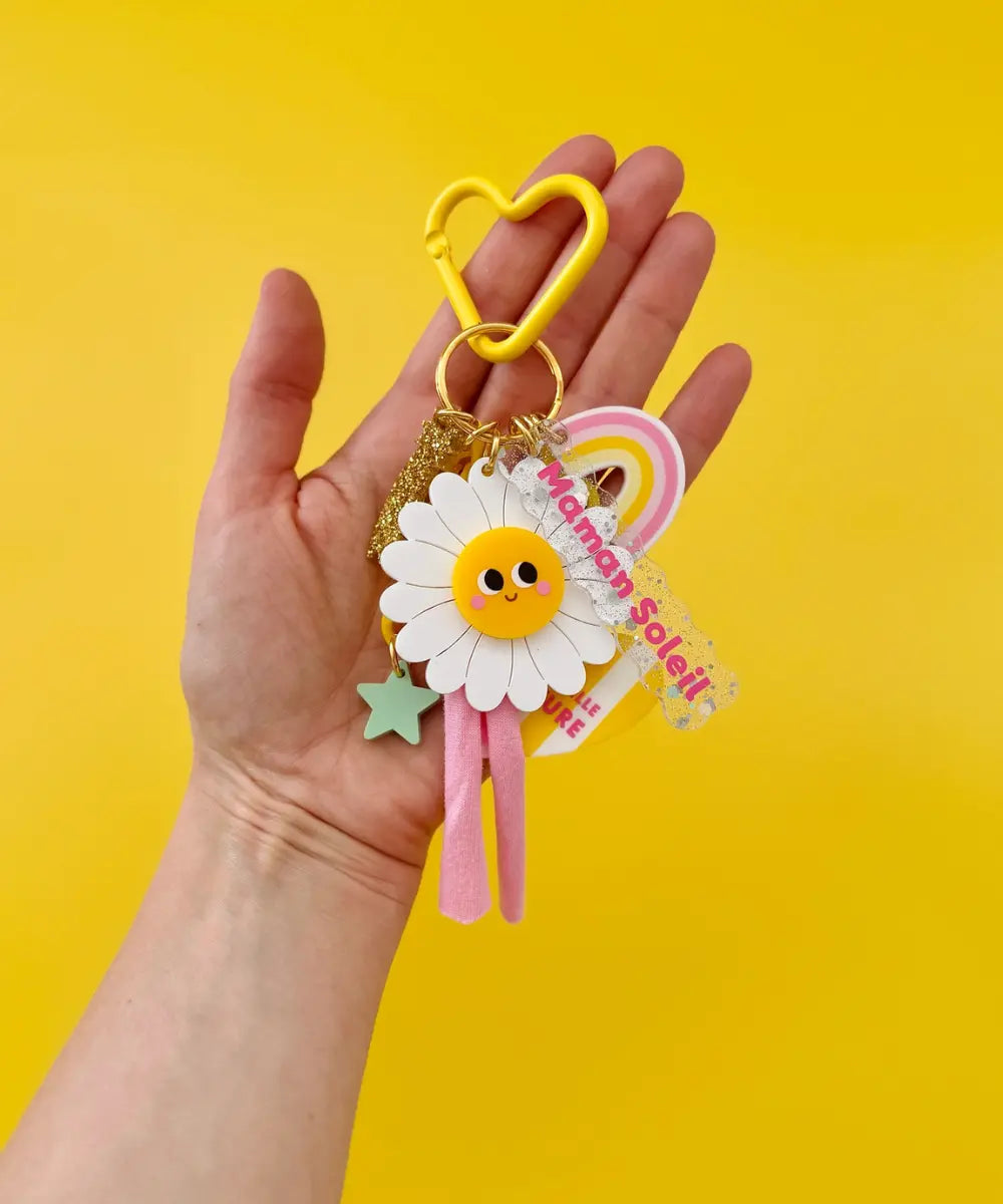 Porte-clés Grigri Maman Soleil de la marque française Print Your Love en situation