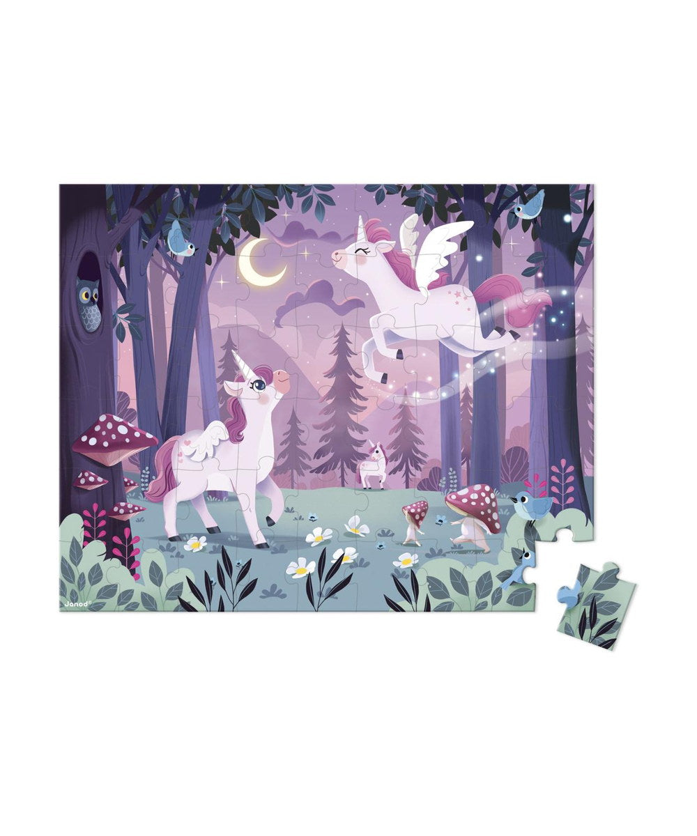 Puzzle Licornes 54 pièces de la marque Janod, sur fond blanc