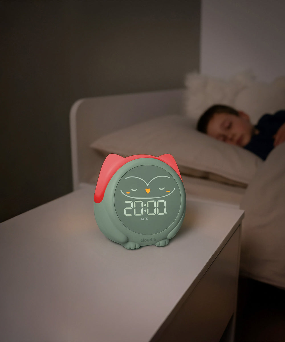 Owlie Cloud B en mode coucher avec lumière rouge