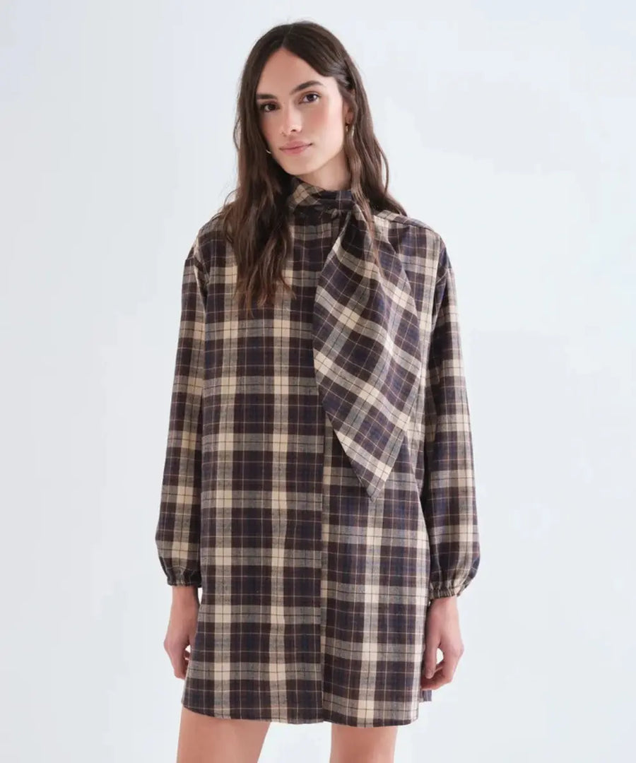 Robe courte en coton a carreaux marron et creme de la marque Compañía Fantástica