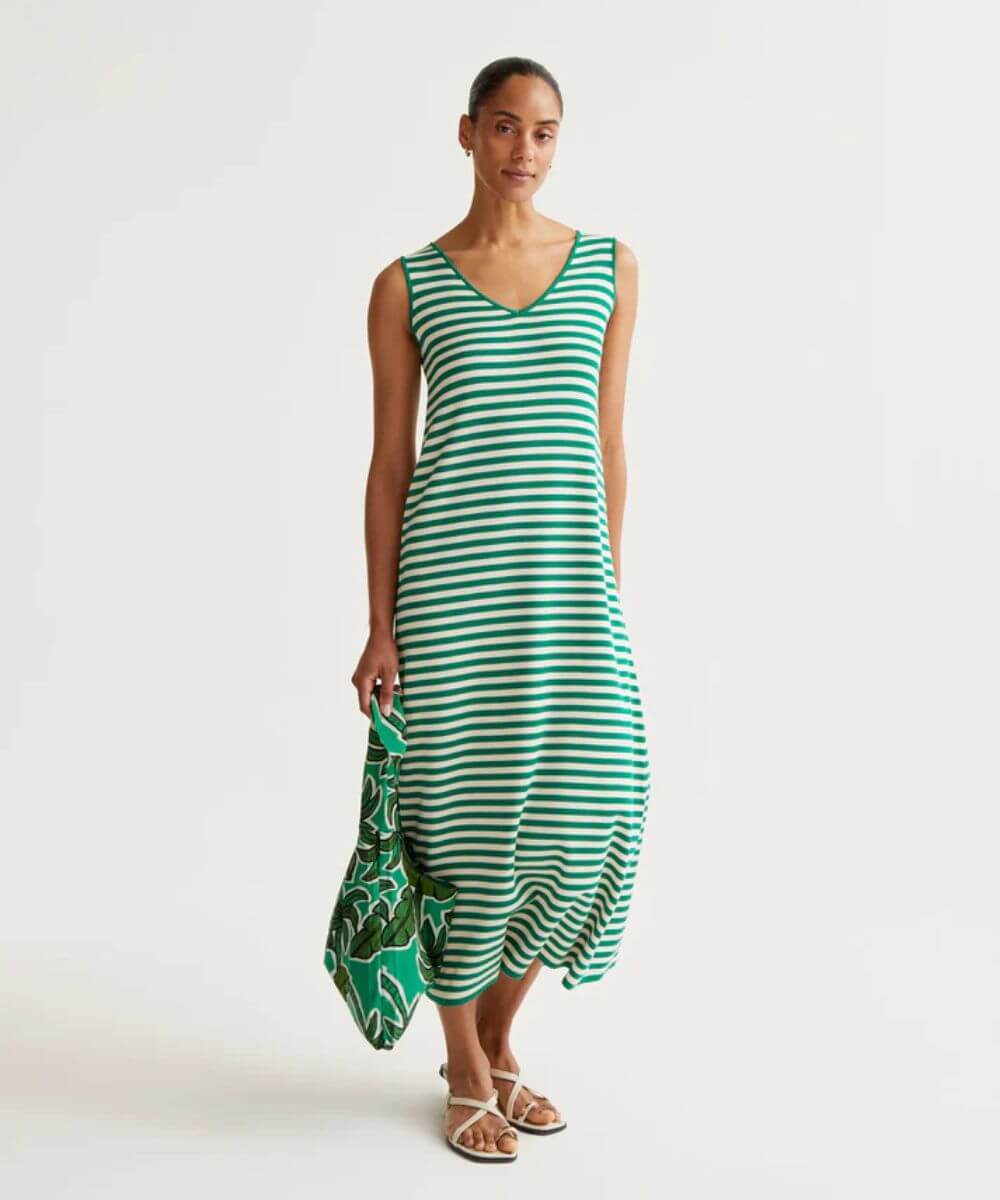 Robe longue en maille rayée verte de Compañía Fantástica