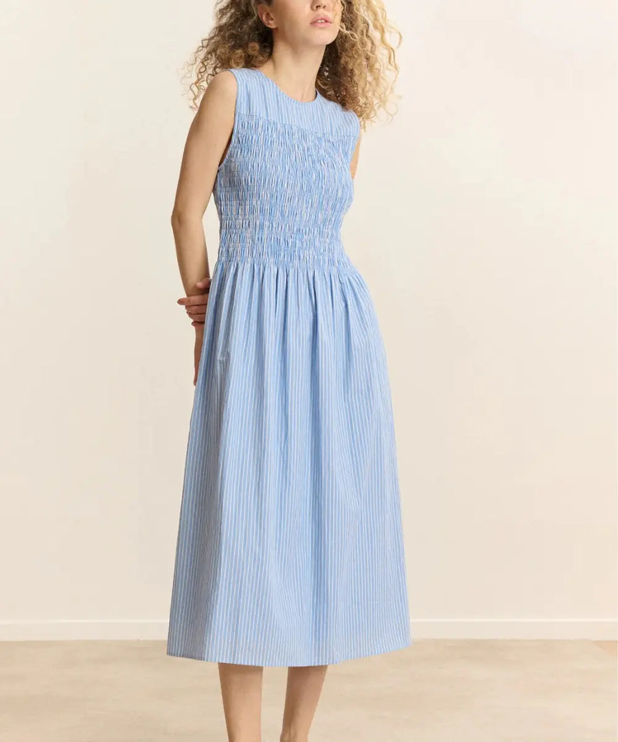Robe smockée et coupe midi Capucine de la marque Garance Paris