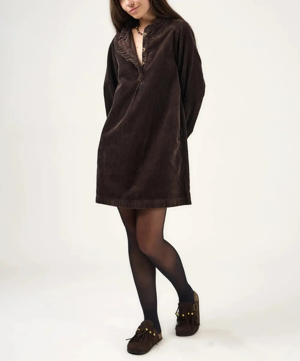 Robe en velours marron de la marque Calie