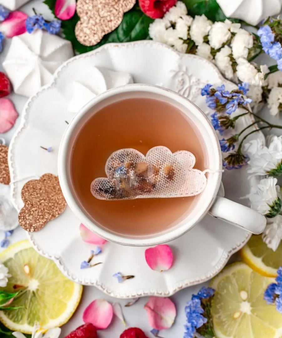 Sachets de thé bio en forme de nuage cousus à Lyon de la marque française Tea Heritage. Goût : Jasmin.