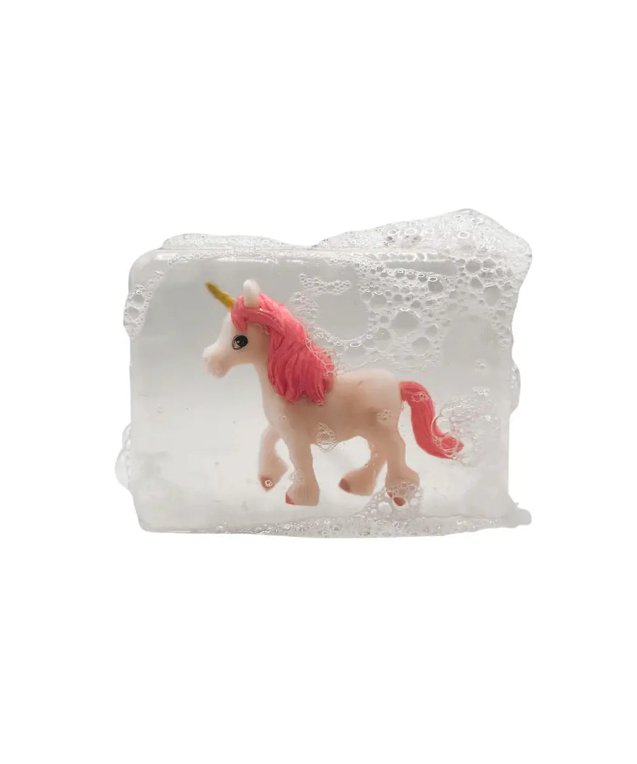 Savon artisanal Ludi Soap adapté pour les enfants, contenant une figurine en forme de Licorne