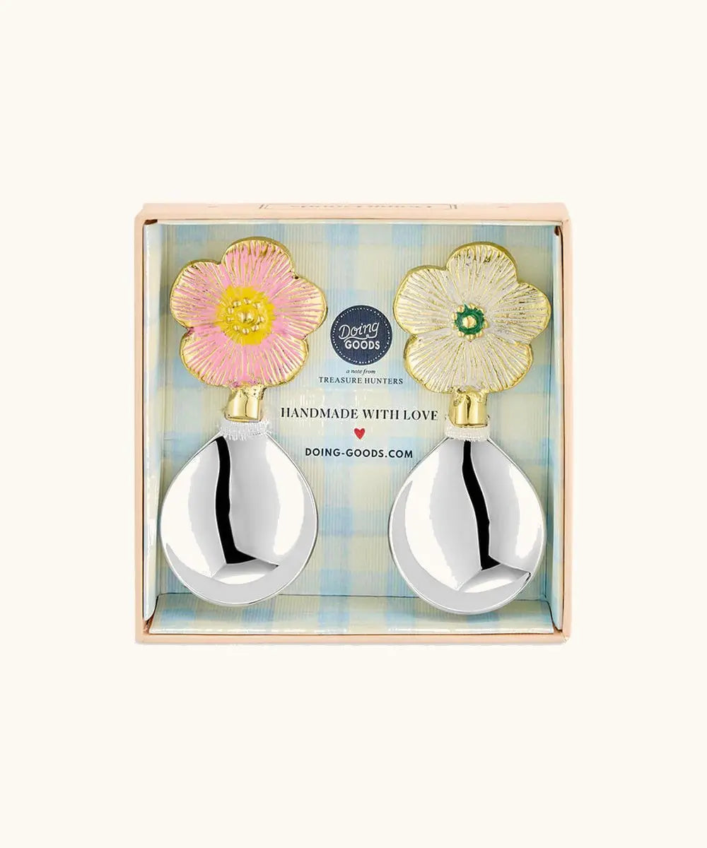 Set de Cuillères Faye Fleur Dipster dans Coffret Cadeau Doing Goods détail produit sur fond clair