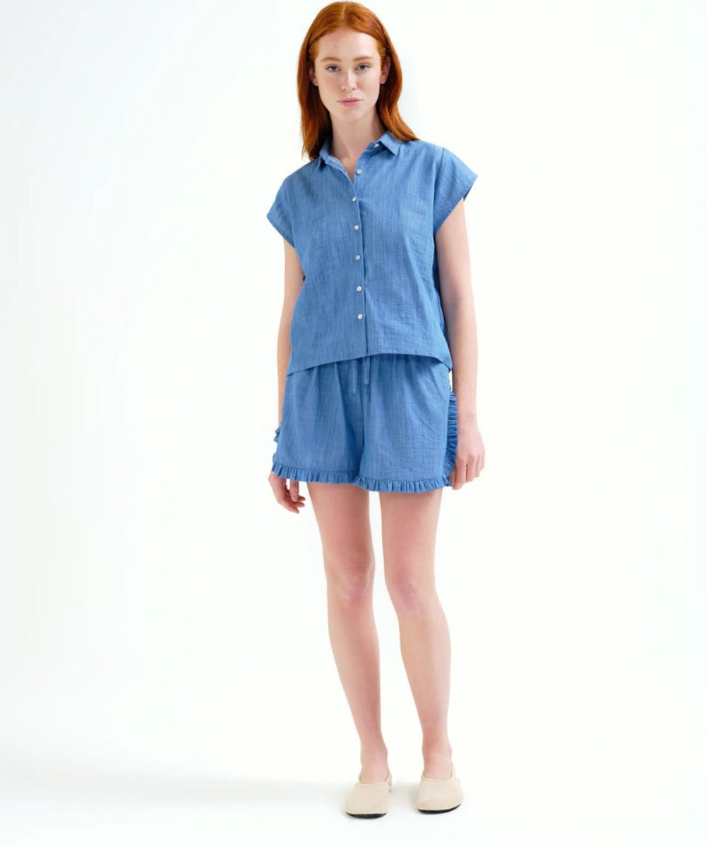Short chambray bleu clair de Compañía Fantástica
