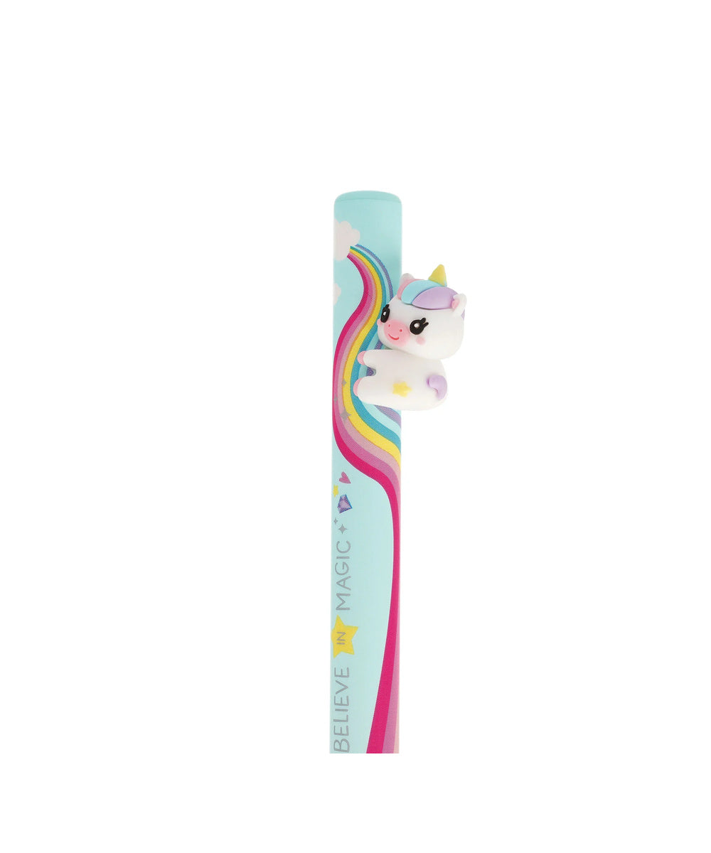 Détail de la licorne et du motif arc-en-ciel sur le stylo Legami