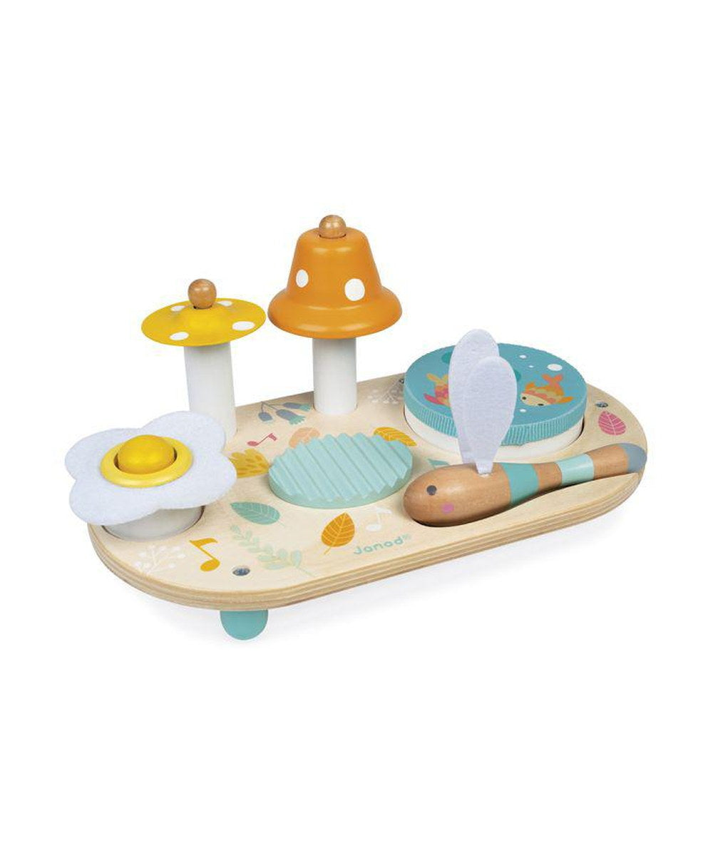 Table musicale en bois Pure de la marque Janod, sur fond blanc