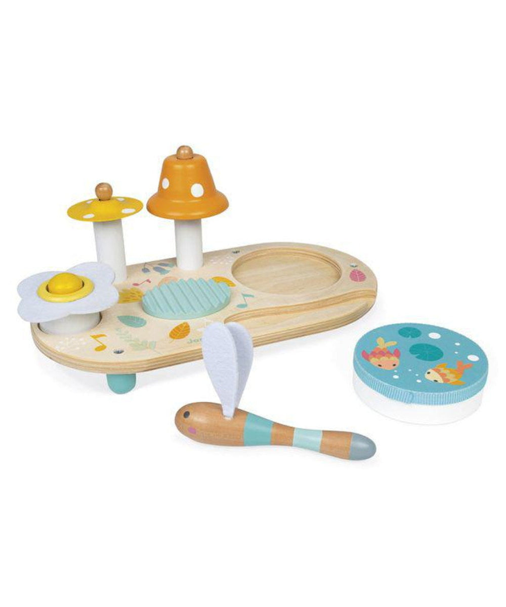 Table musicale en bois Pure de la marque Janod, sur fond blanc
