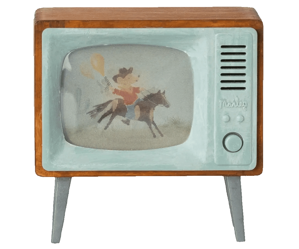 Télévision Maileg sur fond blanc en mouvement pour montrer les images