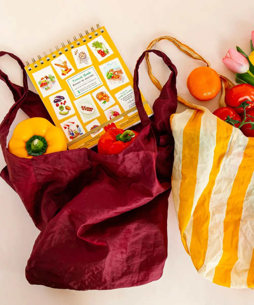 Travel Book aquarelle Retour de Marché La Petite Épicerie avec palette intégrée et cartes postales