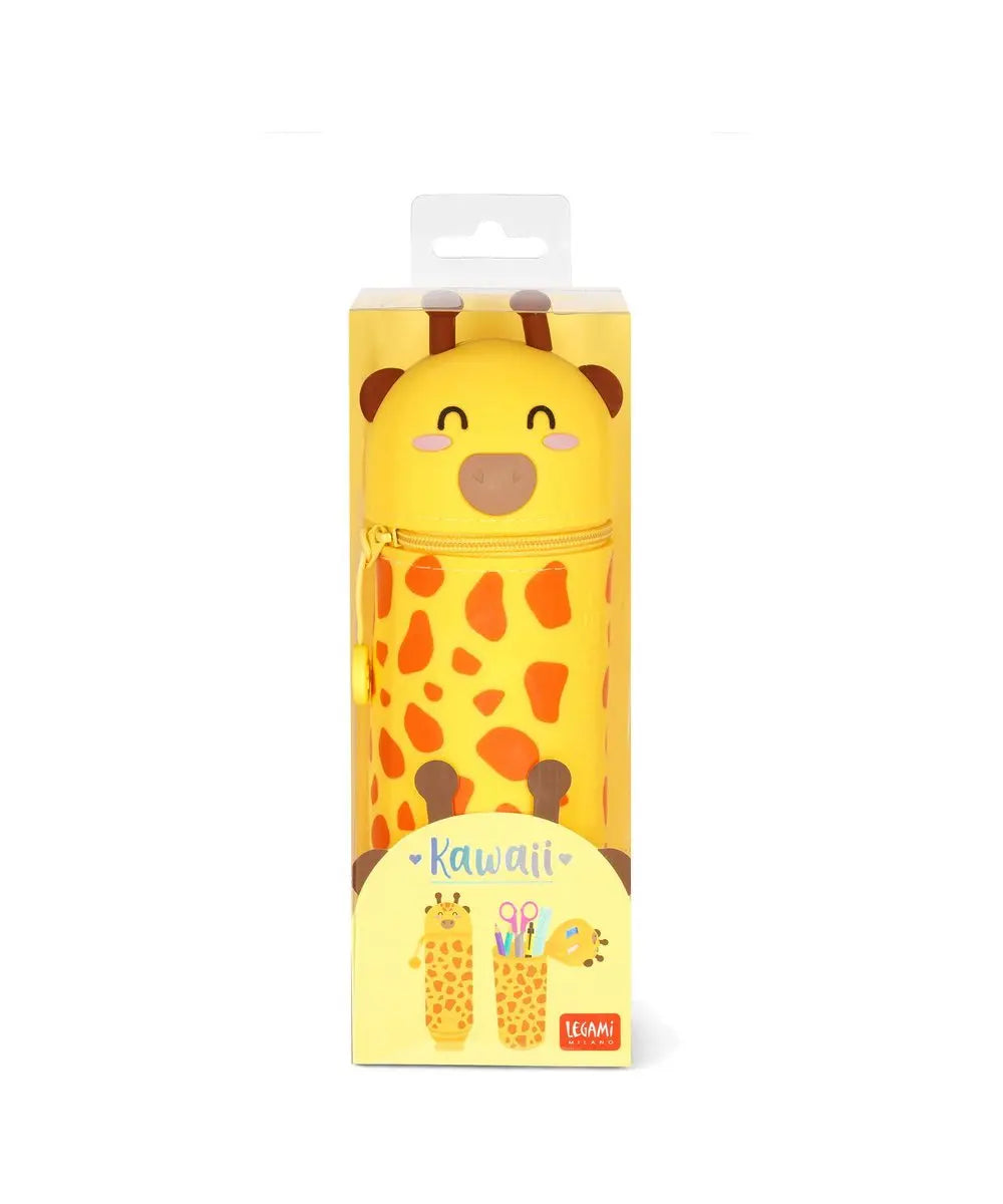 Vue produit de Trousse 2 en 1 en Silicone Girafe « Head In The Clouds » de Legami sur fond clair