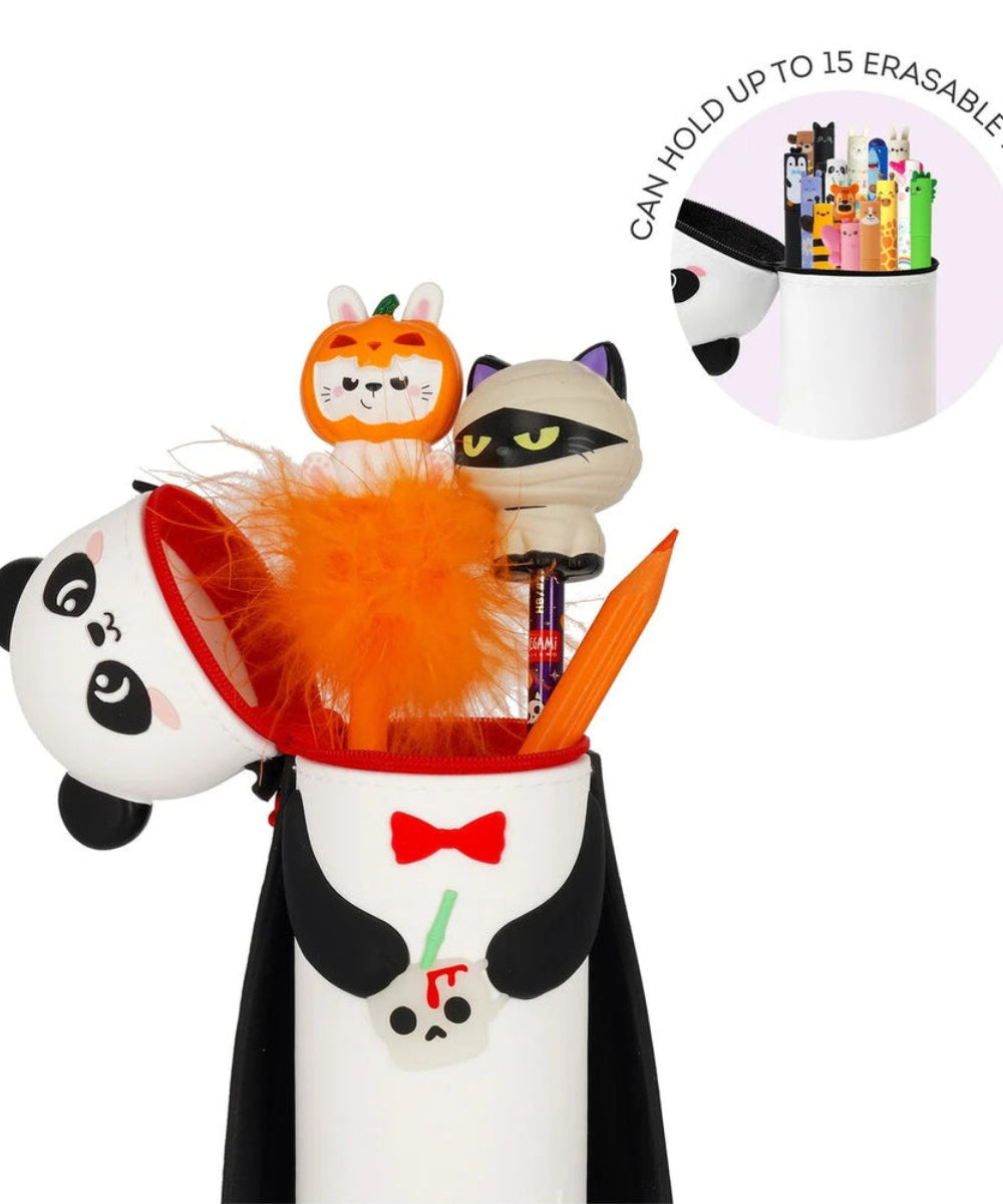 Trousse 2 en 1 en silicone retractable panda déguisé pour halloween bam boo de la marque Legami.