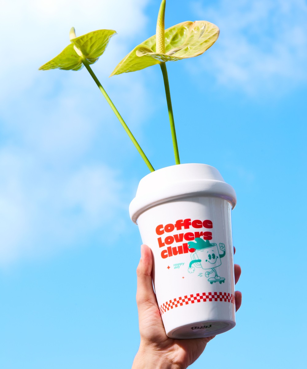 Vase Cup of Coffee | Fluid Market — vue 2