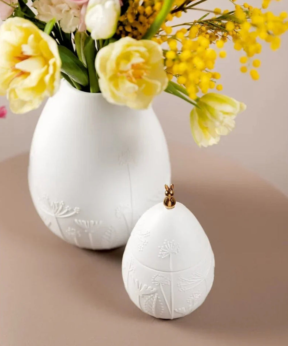 Gros plan en situation de Vase ovale Floral de la marque Räder