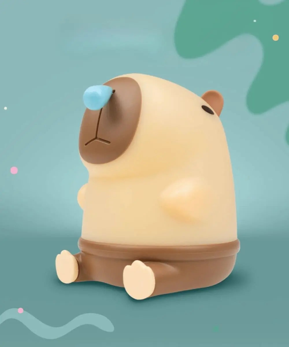 La veilleuse Capybara de Mary's est réalisée en silicone doux et est rechargeable en USB