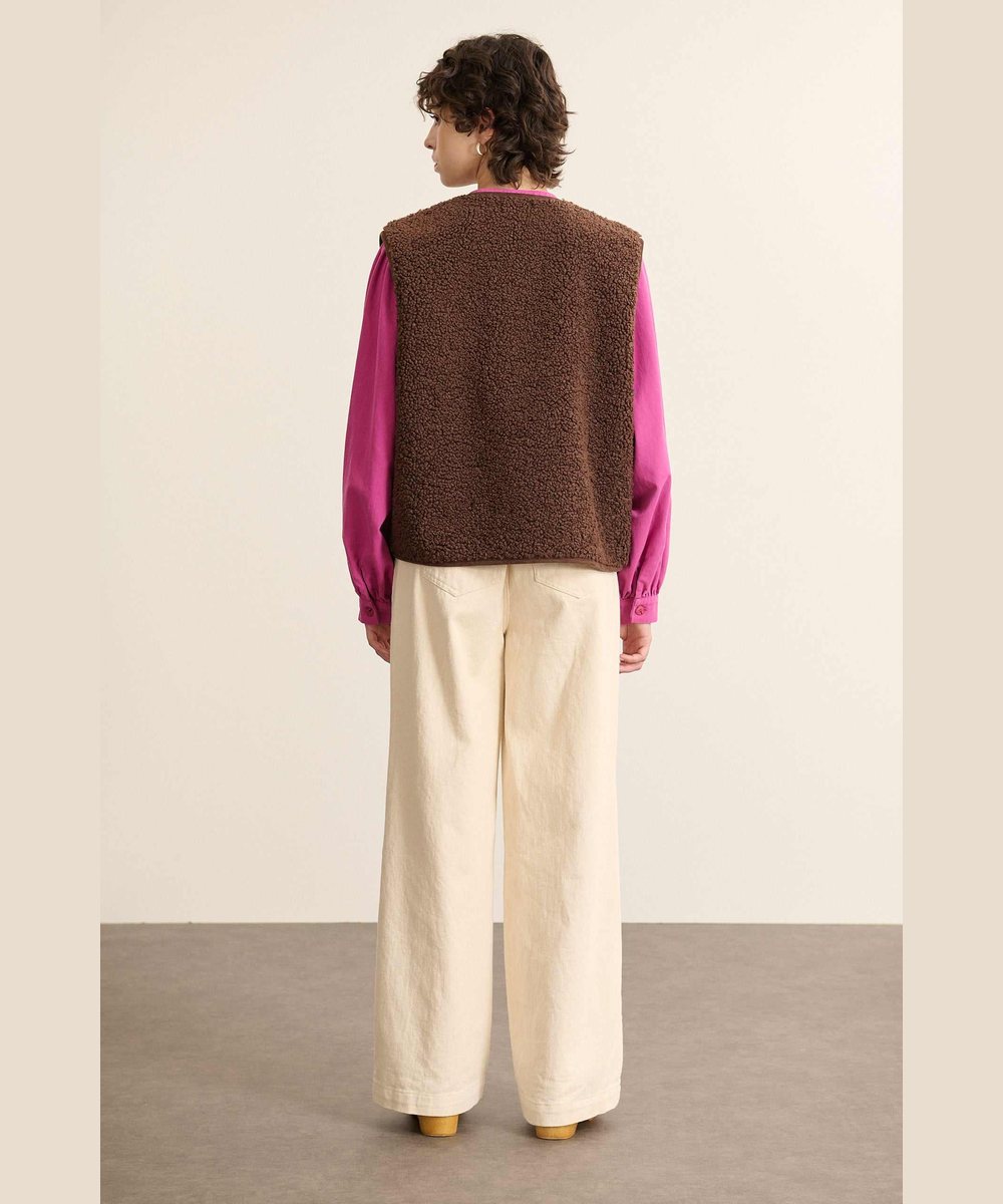 Dos de la veste sans manches Polette Marron de Garance Paris