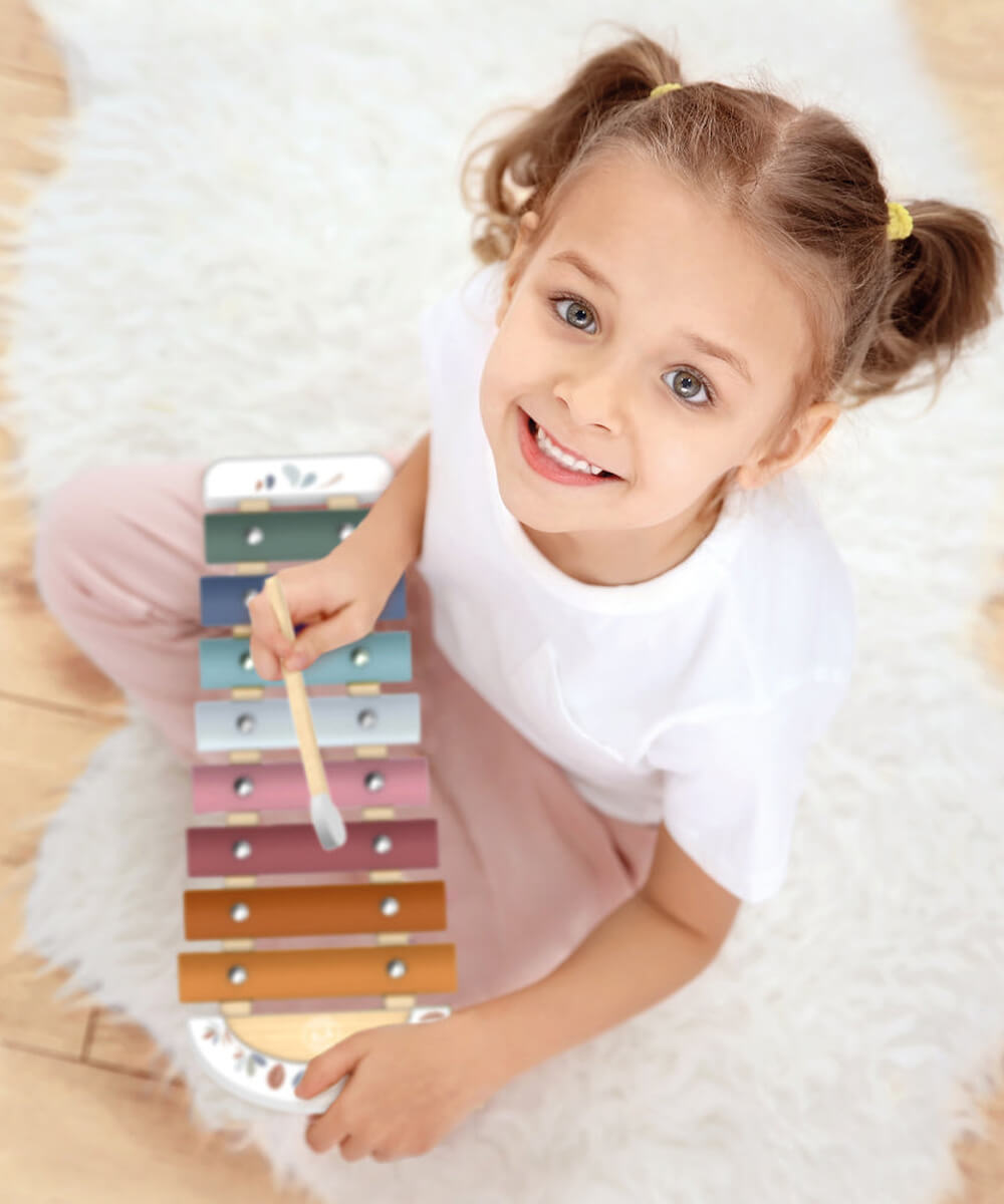 Xylophone en bois 8 notes de Speedy Monkey, en situation